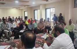 शेतकऱ्यांच्या बांधावर जाऊन त्यांच्या समक्ष सर्वे करून 5 दिवसात पंचनामे अहवाल करण्याचे आमदार नितीन देशमुख यांनी दिले निर्देश