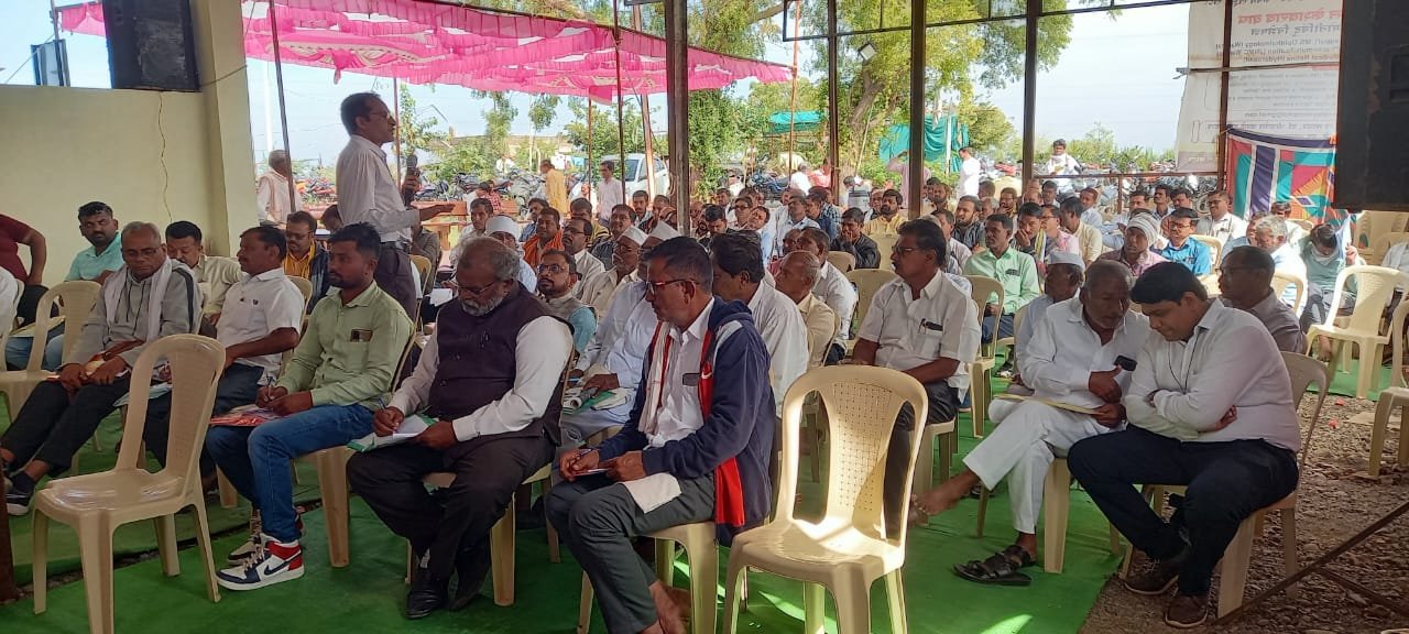 हिंगणा येथे शेतकऱ्यांची कागदी लिंबू बाबतची कार्यशाळा संपन्न