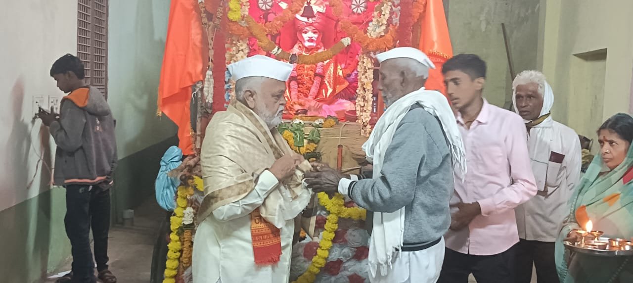 परमपूज्य रमतेराम महाराज पायी दिंडी सोहळ्याचे पातुर येथे स्वागत ! श्री सिद्धिविनायक गणपती मंदिर येथे महाप्रसाद कार्यक्रम