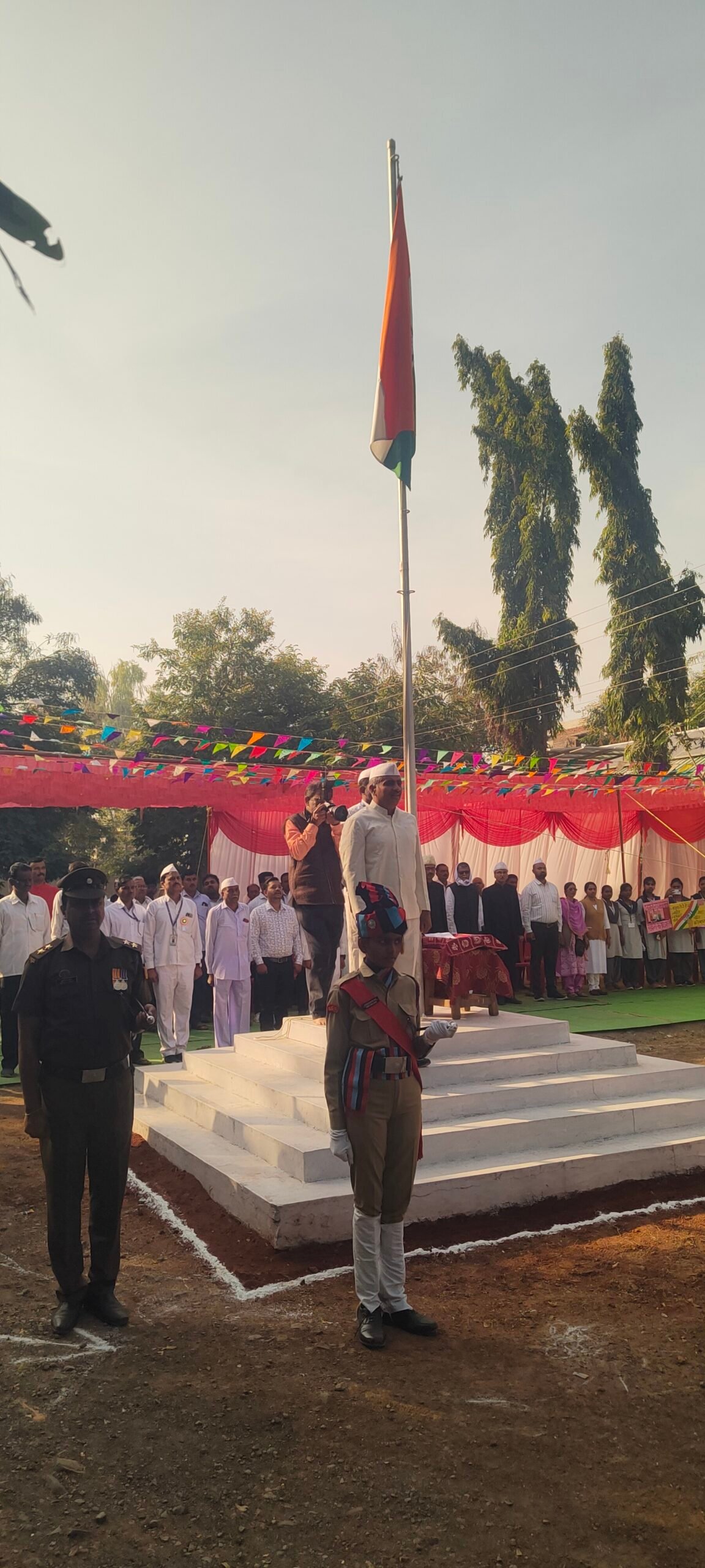 प्रजासत्ताक दिनी पातुर तहसीलदार यांनी केले ध्वजारोह