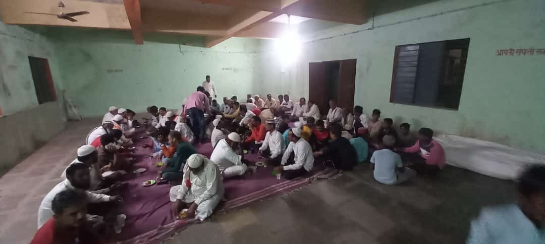 रमजान ईद‌निमित्य इंदिरा नगरात इप्तार पार्टी साजरी