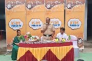पोलिसांनी दिले विद्यार्थ्यांना सक्षमतेचे धडे!