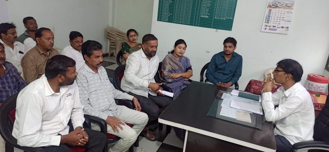 पातुर भाजपाचे न.प मुख्याधिकारी यांना निवेदन