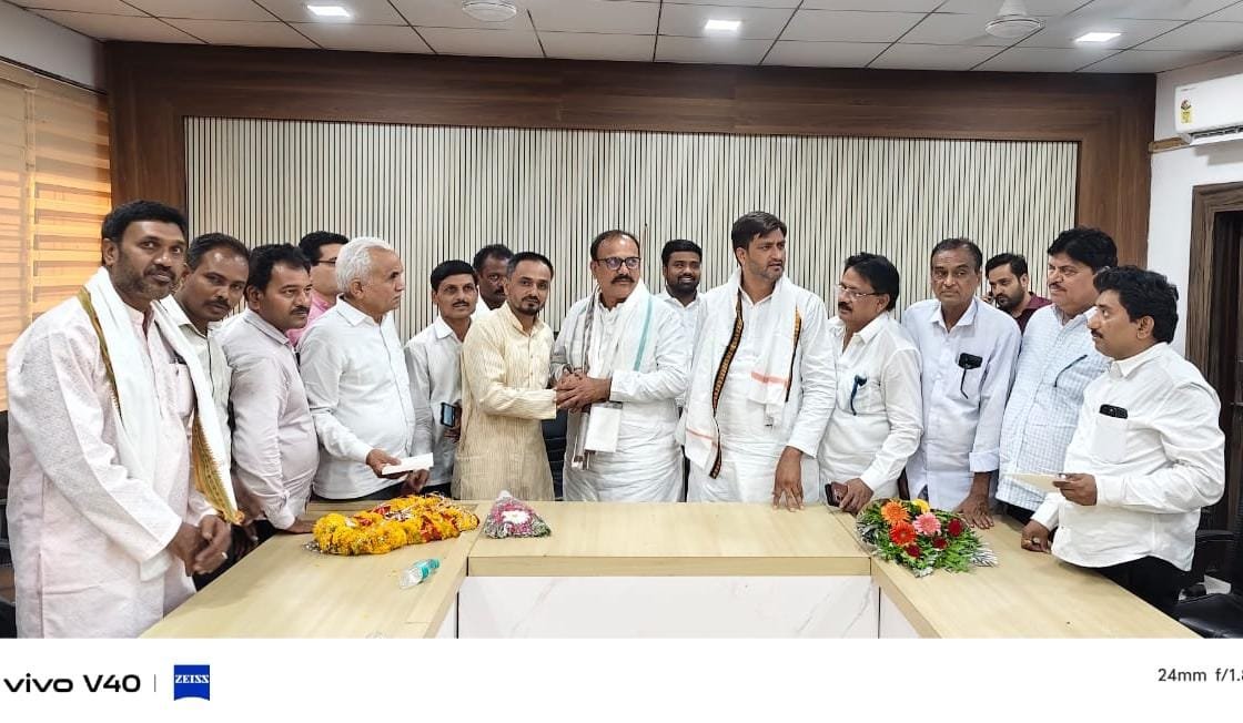 शहर तालुका कांग्रेस तर्फे प्रदेश कांग्रेस कमेटी चे अध्यक्ष हर्षवर्धन सपकाळ यांचा सत्कार