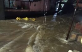 पातुर परिसरात पावसाची धुवाधार हजेरी! सर्वत्र पाणी साचून घाणच घाण