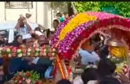 संतश्रेष्ठ गजानन महाराज पालखीचे पातुर शहरात आगमन .पालखी मार्ग अस्वच्छ !